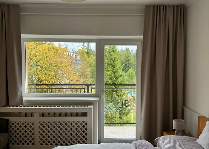 アパート Nezabudka 206, *