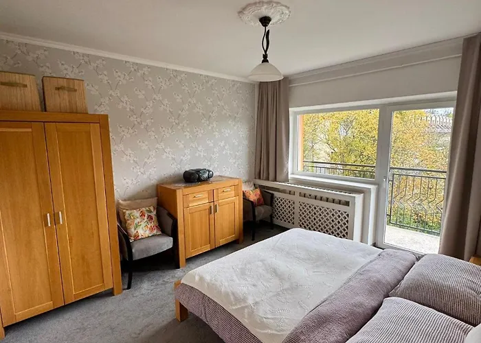 アパート Nezabudka 206, *